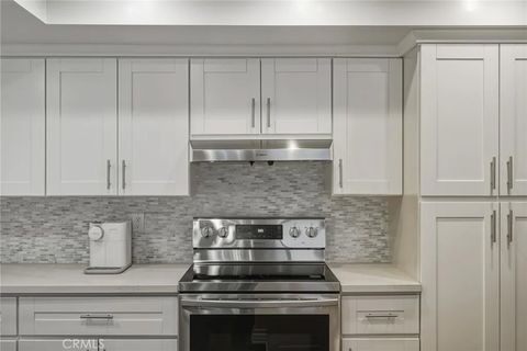 Tiny photo for 345 Pioneer Drive #501, Glendale, CA 91203 (MLS # SR25245436)