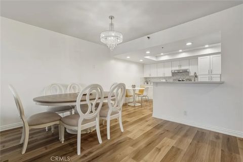 Tiny photo for 345 Pioneer Drive #501, Glendale, CA 91203 (MLS # SR25245436)