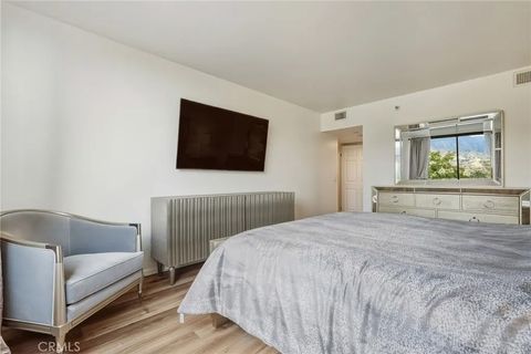 Tiny photo for 345 Pioneer Drive #501, Glendale, CA 91203 (MLS # SR25245436)