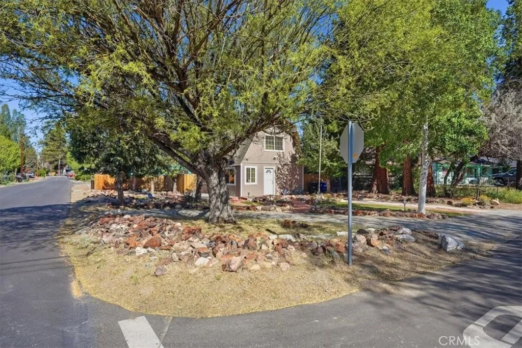 1081 Gold Mountain Drive