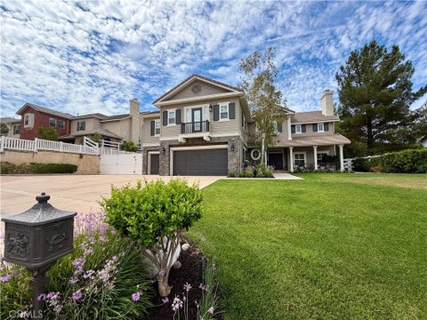 4 beds bed, 4 baths bath property at 15260 Saddleback Road, Canyon Country, CA 91387
