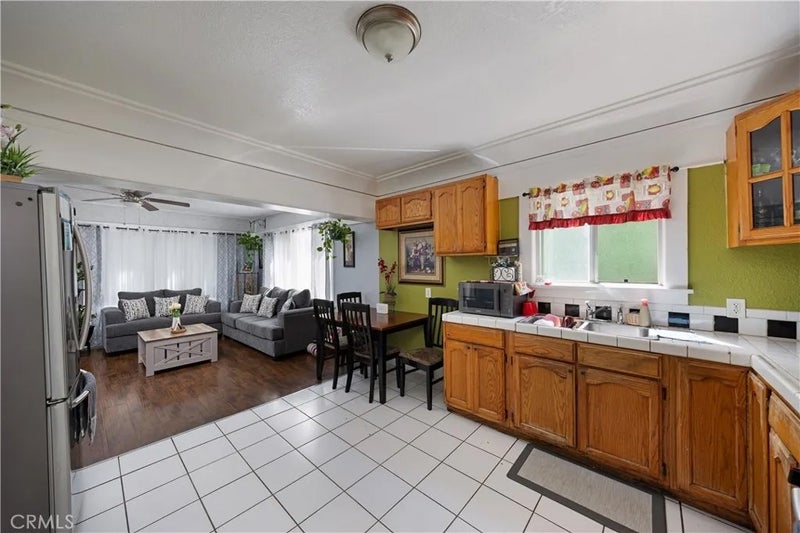 643 Elm Avenue