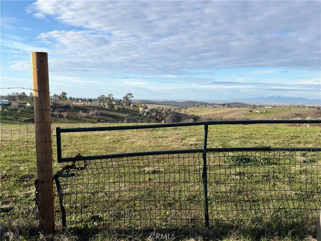 Photo of 0 Alta Airosa, Oroville, CA 95968 (MLS # OR26034302)