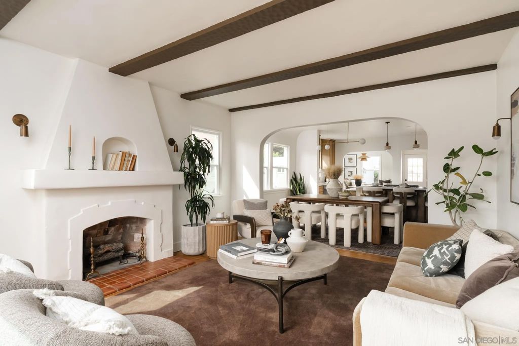 Photo of 4448 Felton St, San Diego, CA 92116 (MLS # 260005698)