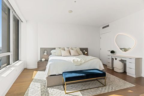 Tiny photo for 888 W E Street #2004, San Diego, CA 92101 (MLS # 250041370)