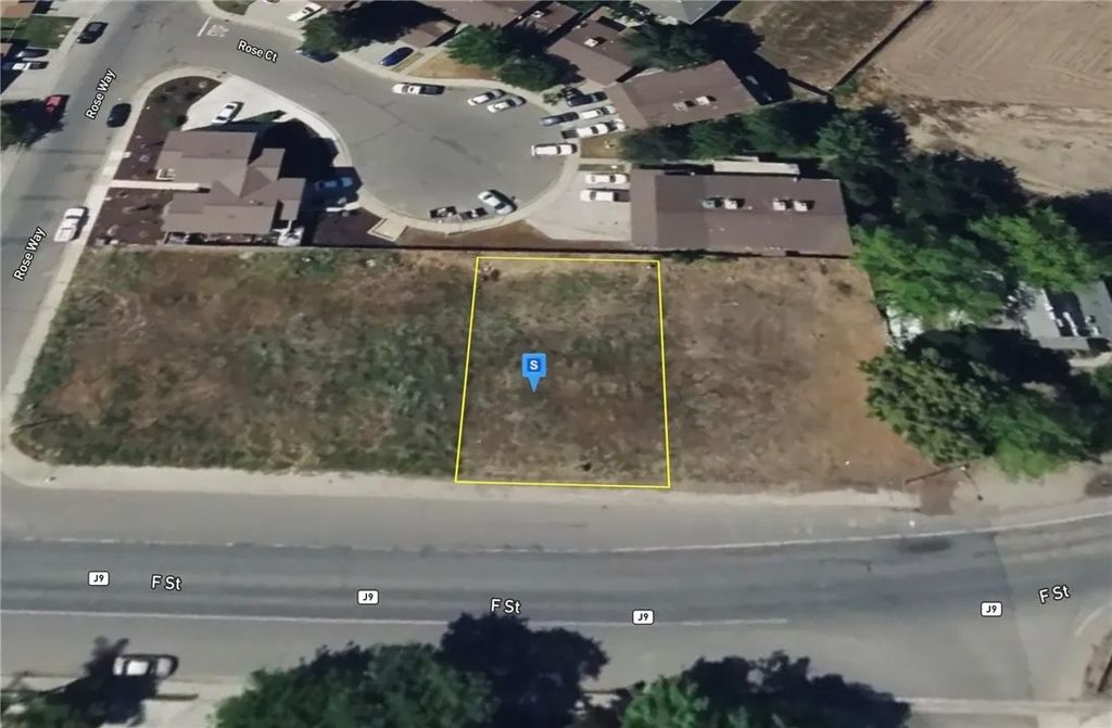 Photo of 571 F St, Waterford, CA 95386 (MLS # AR26052323)