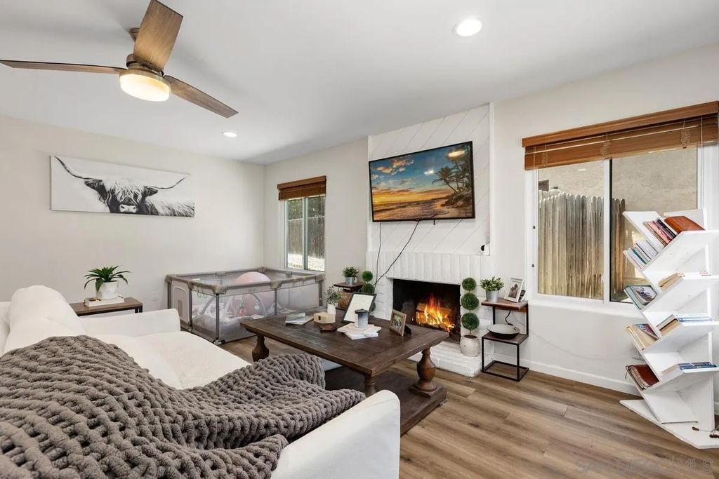 Photo of 4105 Auburn Ave, Oceanside, CA 92056 (MLS # 260014329)