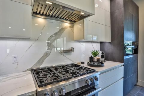 Tiny photo for 43698 De Luz Rd, Temecula, CA 92590 (MLS # ND25246017)