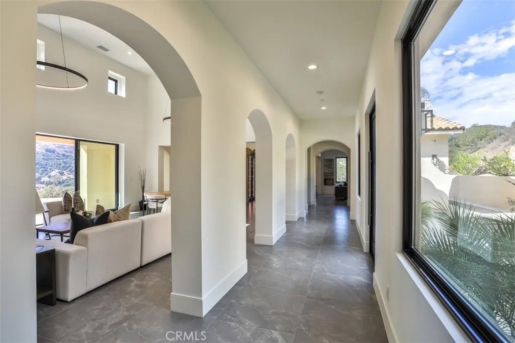 Photo of 43698 De Luz Rd, Temecula, CA 92590 (MLS # ND25246017)