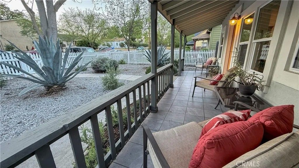 Photo of 1712 Pine Street, Paso Robles, CA 93446 (MLS # NS26068520)