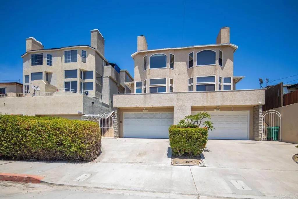 3531 COLUMBIA Street