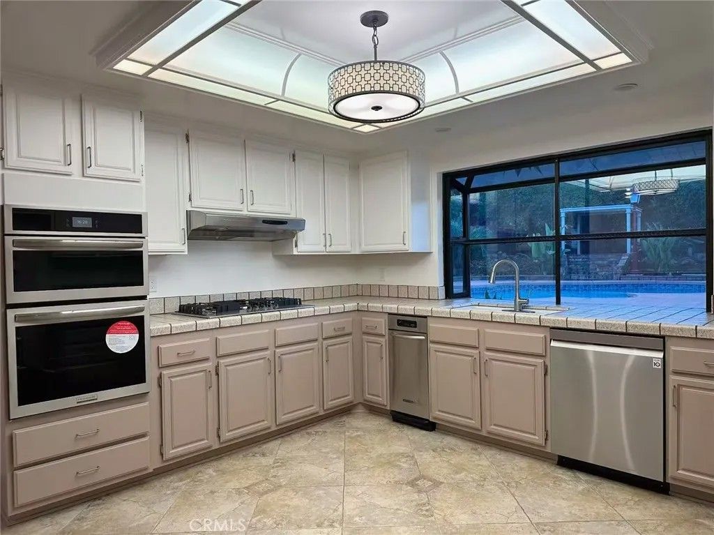 Photo of 605 Cox Rd, San Marcos, CA 92069 (MLS # WS26053882)