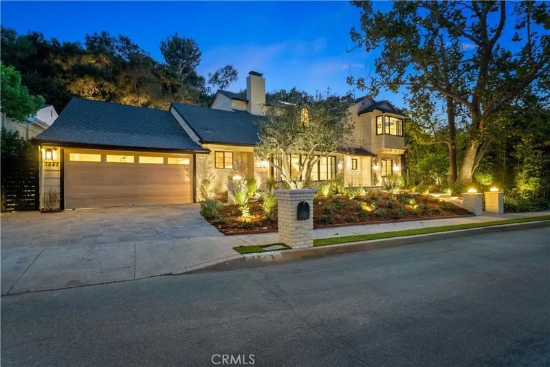 3847 Royal Woods Drive