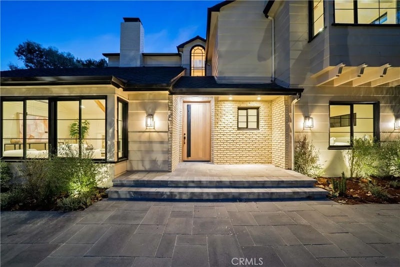 3847 Royal Woods Drive