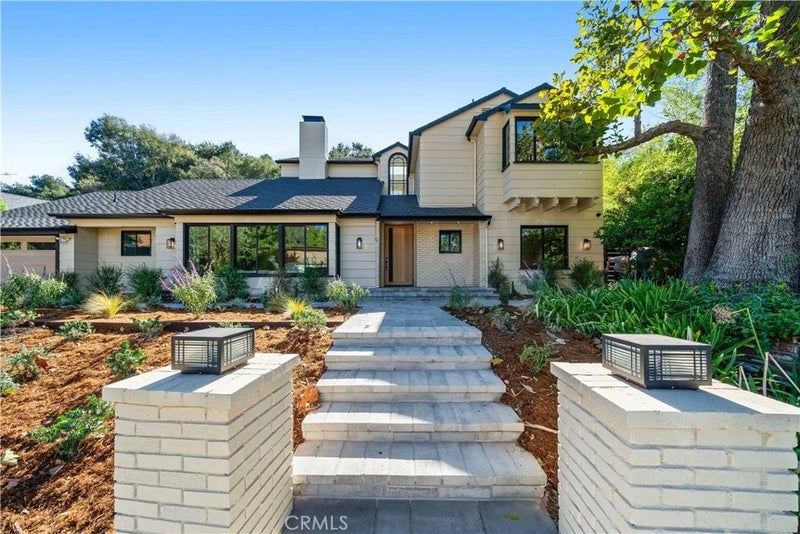 3847 Royal Woods Drive