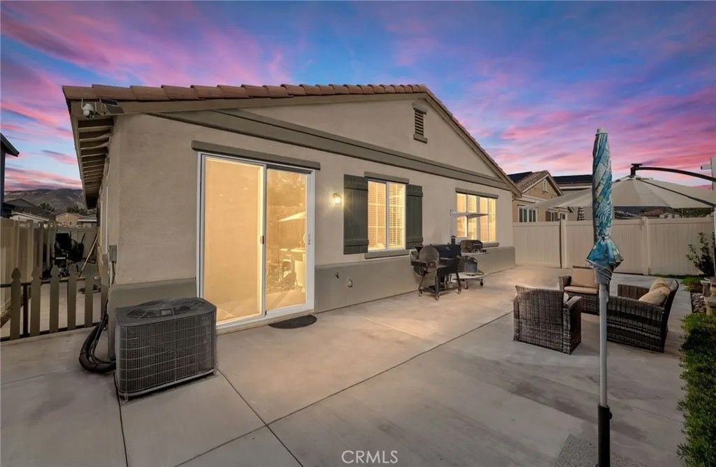 Photo of 1753 Plume Ln, San Jacinto, CA 92583 (MLS # CV25260557)