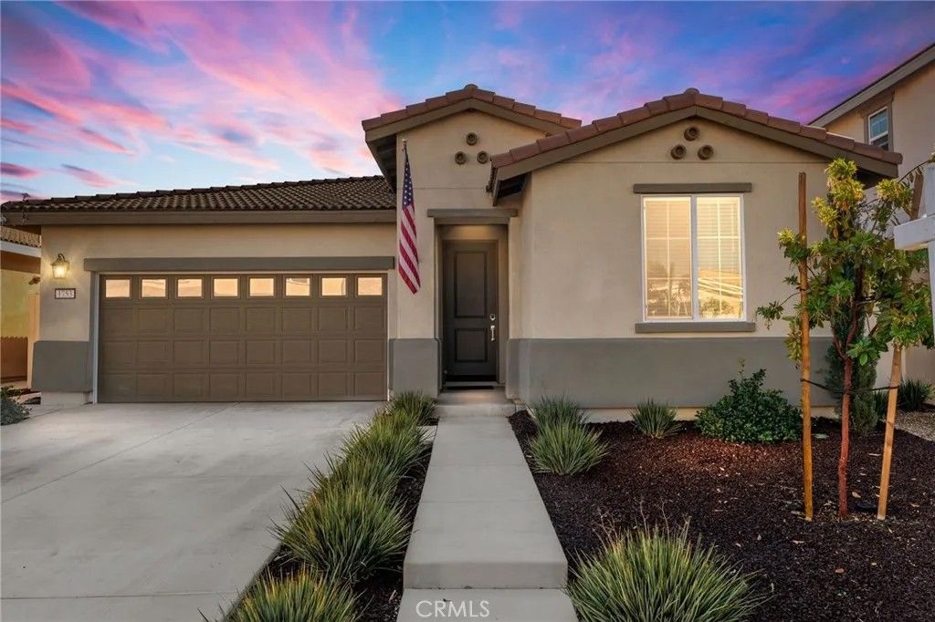 Photo of 1753 Plume Ln, San Jacinto, CA 92583 (MLS # CV25260557)