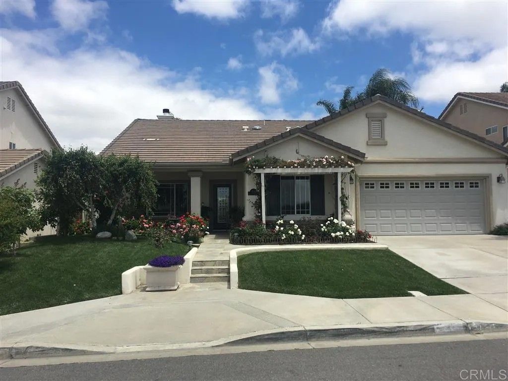 Photo of 459 Lexington Cr, Oceanside, CA 92057 (MLS # 180064617)