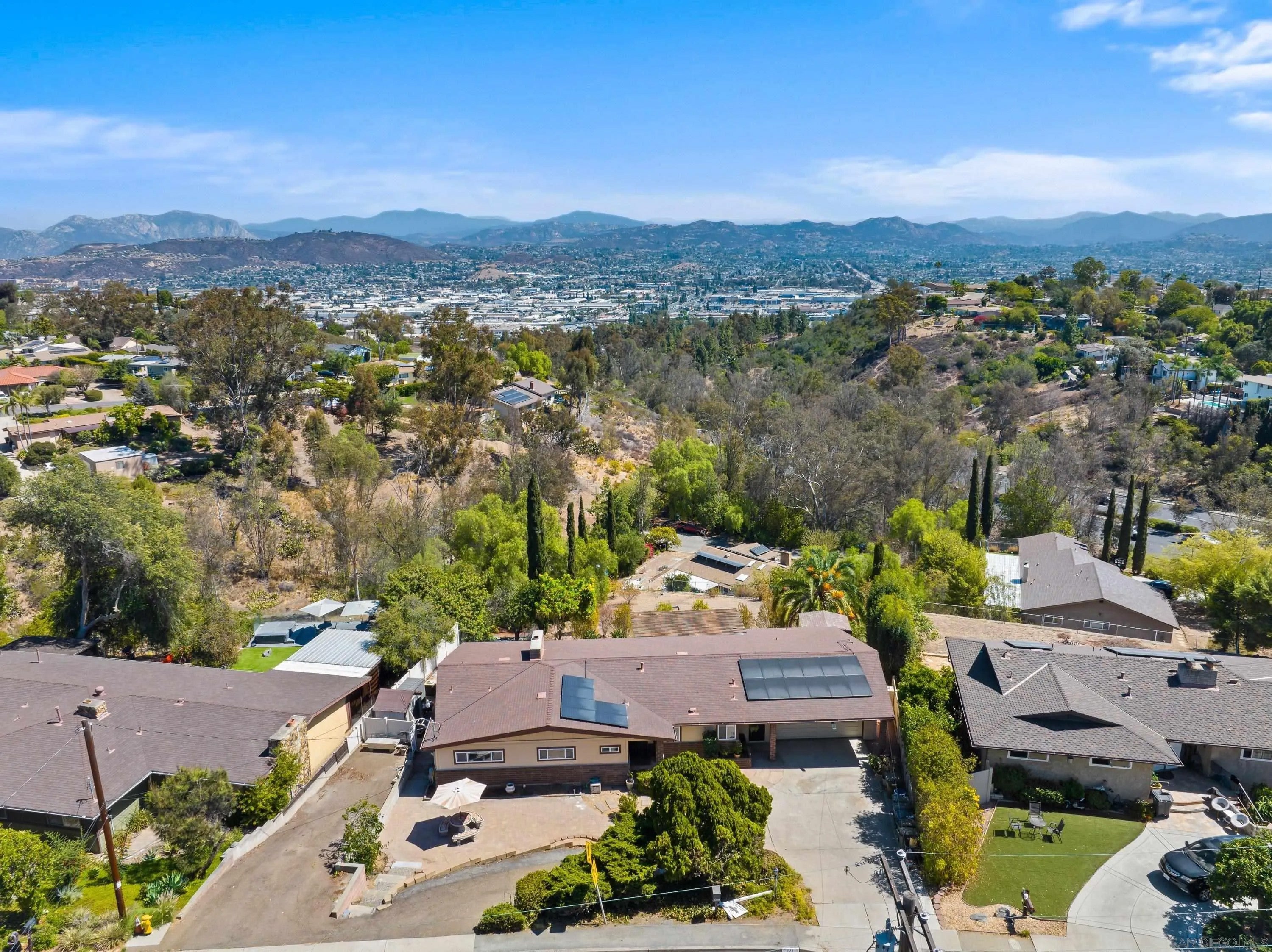 777 Hacienda Dr
