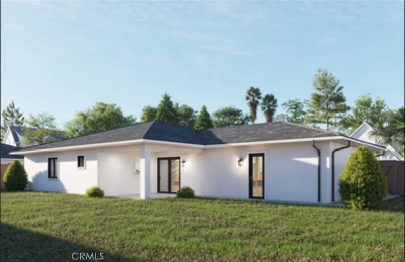 2663 S 11TH