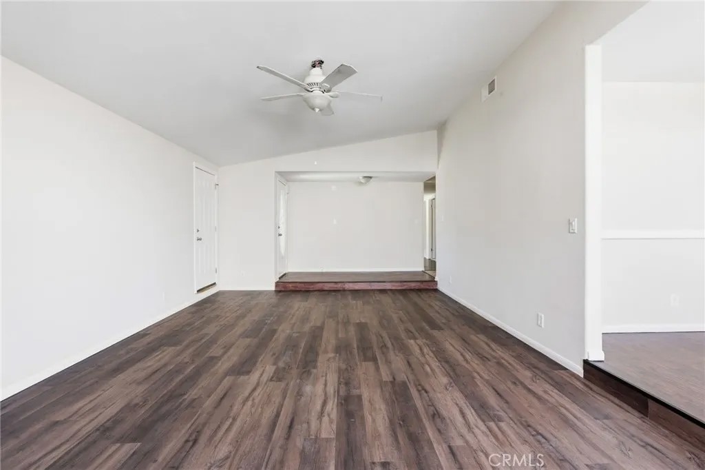 2928 Hilldale