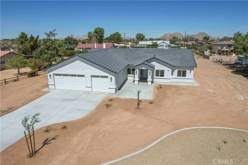 19590 Red Feather Road