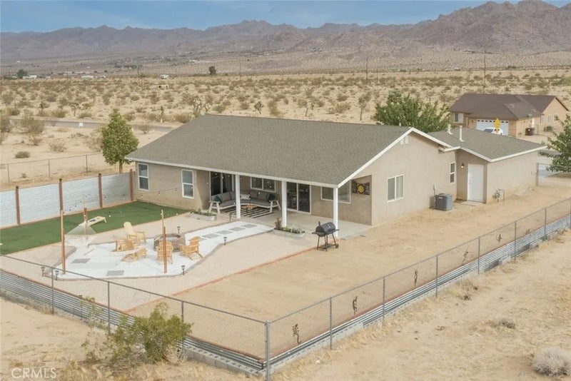 62382 Crestview Drive