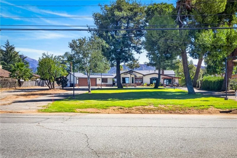 963 Bryant