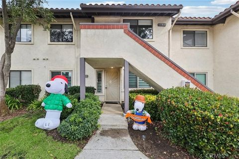 Photo of 944 Lupine Hills, Vista, CA 92081 (MLS # OC25267031)