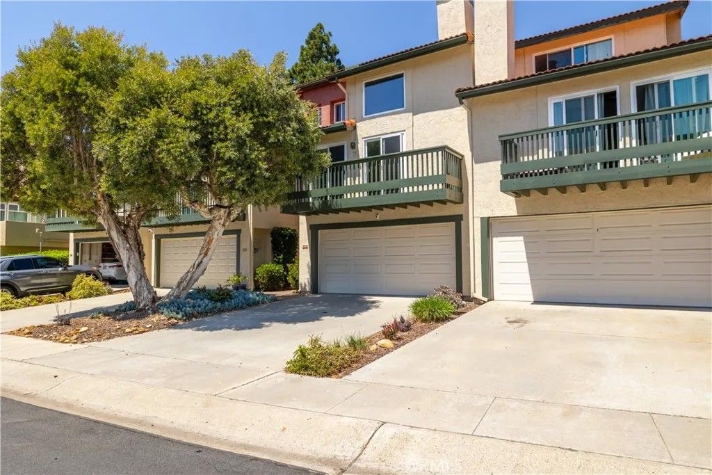 Photo of 6958 Camino Pacheco, San Diego, CA 92111 (MLS # SW26072874)
