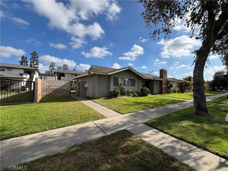 3227 W Cabot Drive