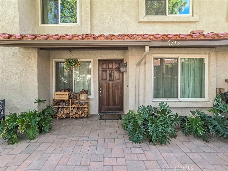 9756 Louise Way