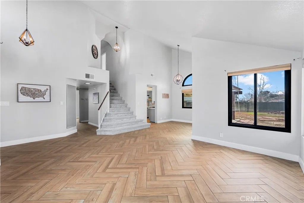 4390 Silverado Court