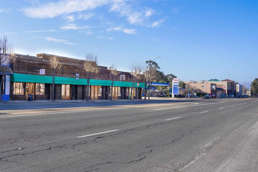 Photo of 780 Main Street, Ramona, CA 92065 (MLS # 250030282)