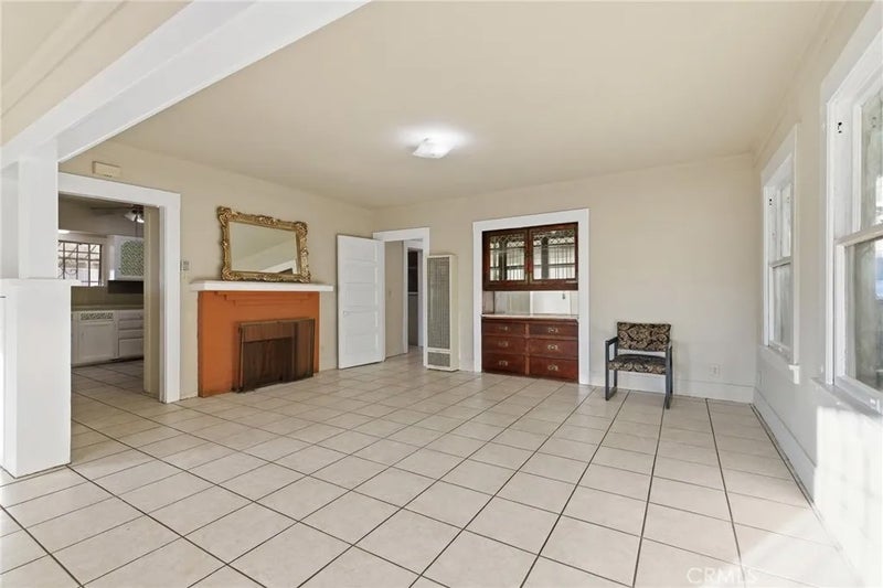 2239 W Sunset Boulevard