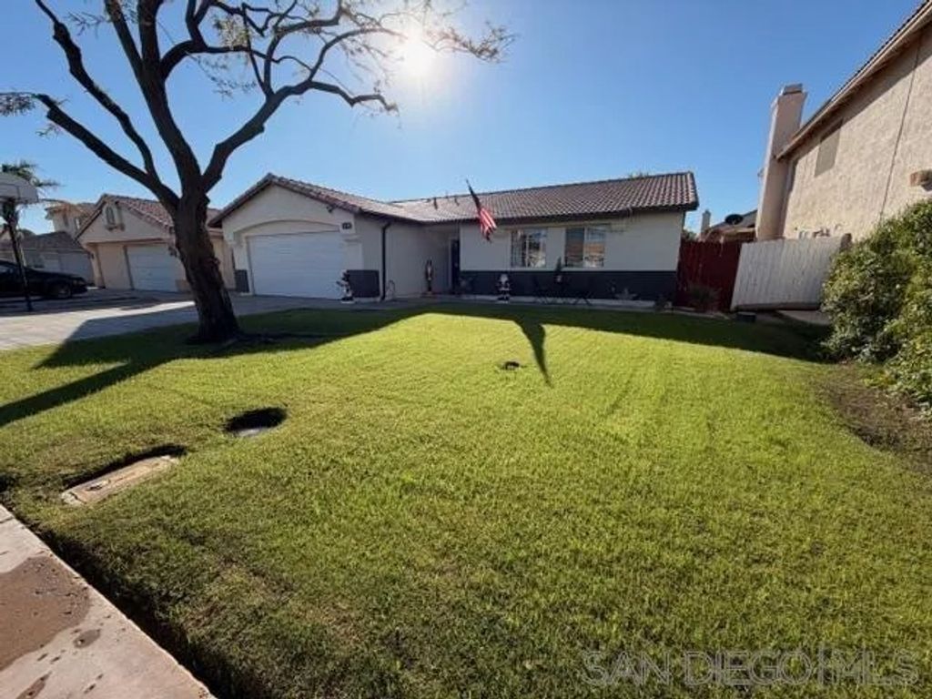 Photo of 678 Mesquite St, Imperial Beach, CA 92251 (MLS # 2600487)