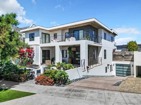 Photo of 969 Adella Ave, Coronado, CA 92118 (MLS # 260006165)