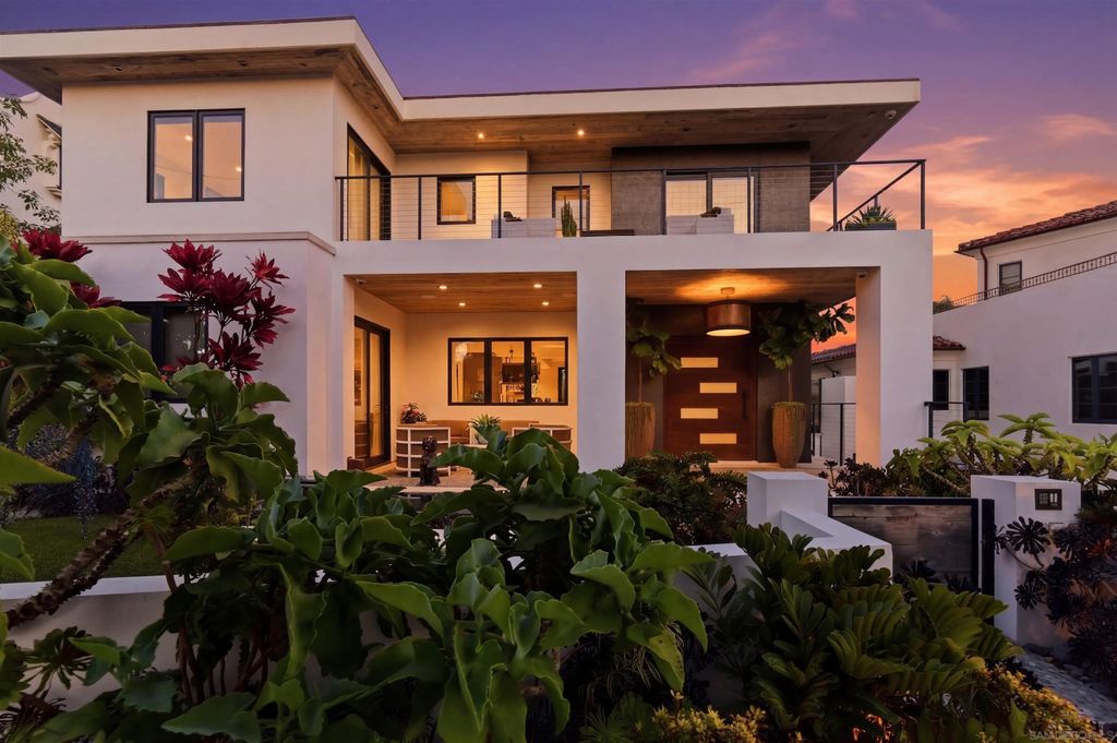 Photo of 969 Adella Ave, Coronado, CA 92118 (MLS # 260006165)