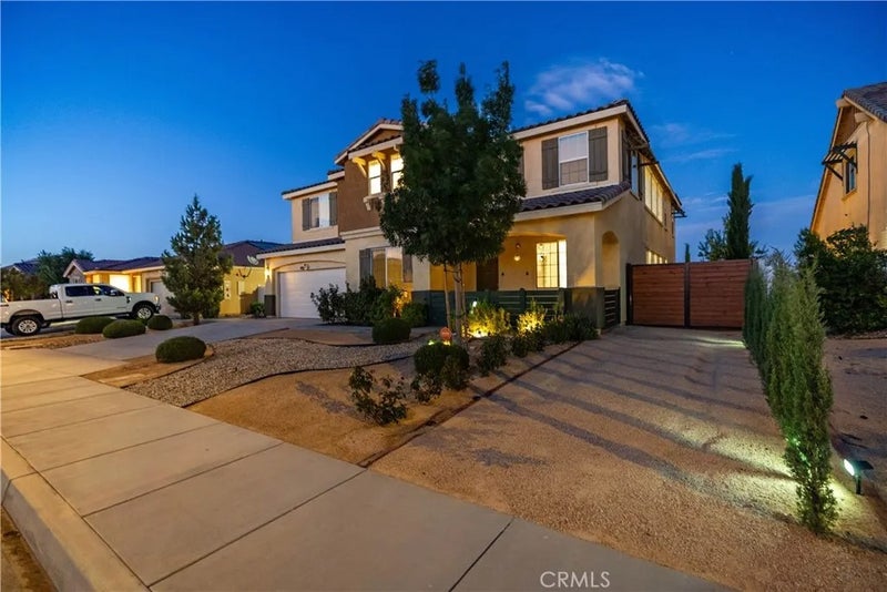 39028 Mondell Pine