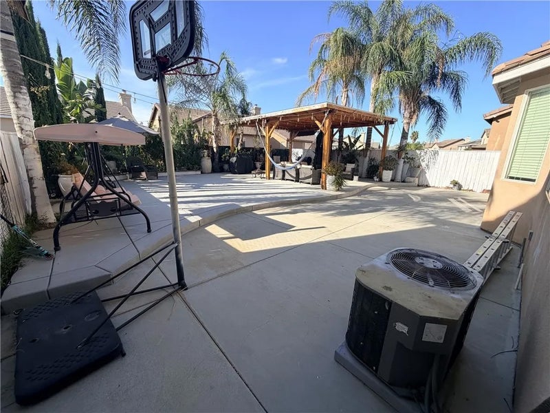 3927 Strand Way