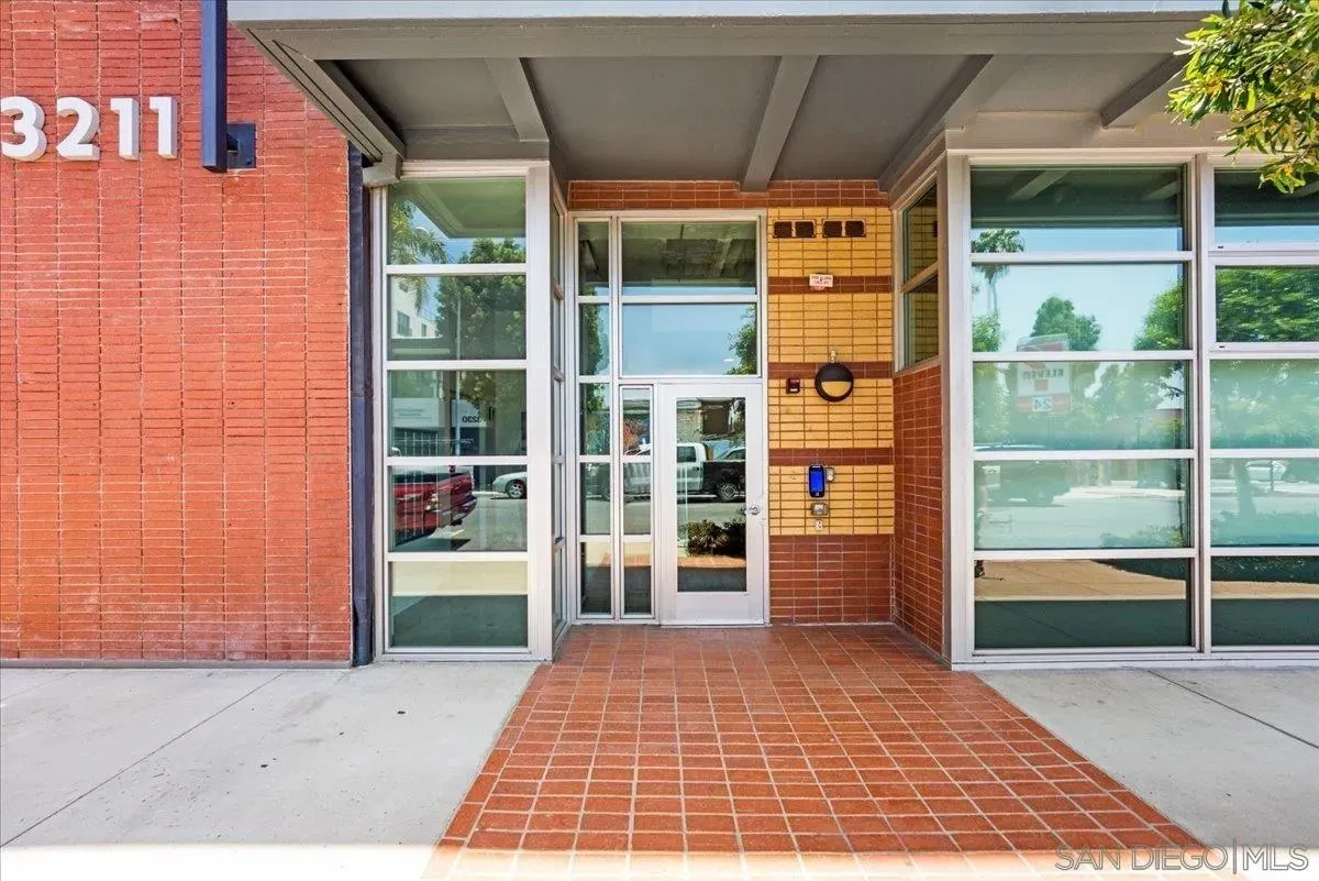 San Diego, California 92103, United States, 1 Bedroom Bedrooms, ,1 BathroomBathrooms,Residential,Active,156836