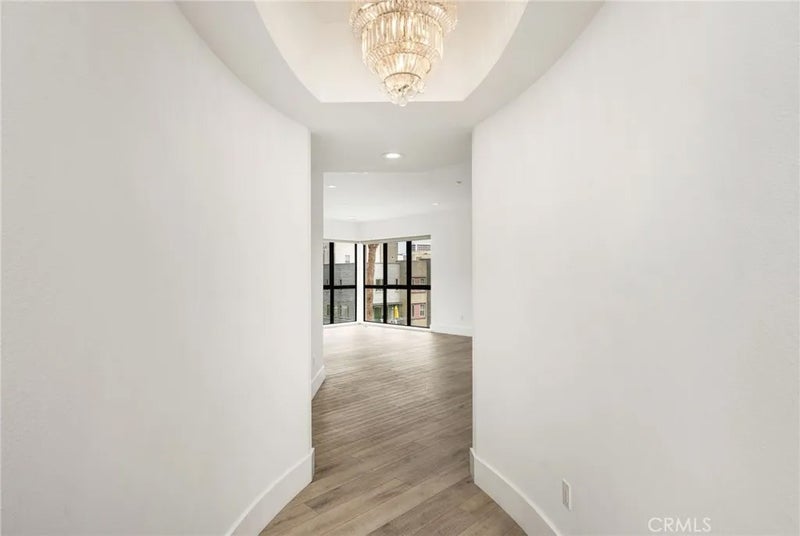 402 Rockefeller 315