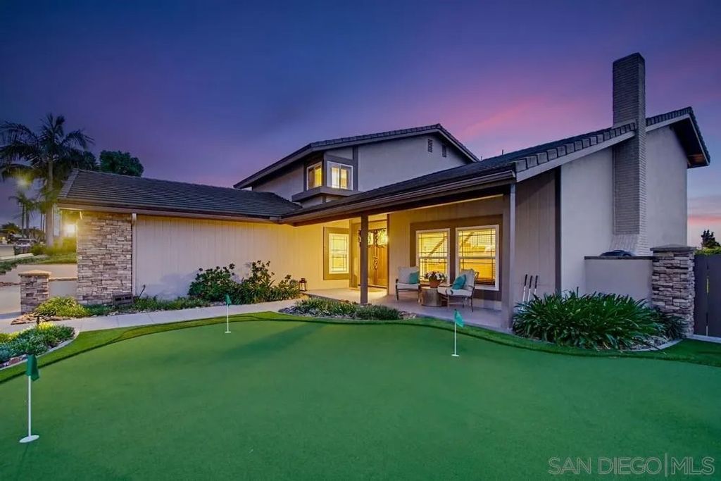 Photo of 1820 Hacienda Drive, El Cajon, CA 92020 (MLS # 260008094)