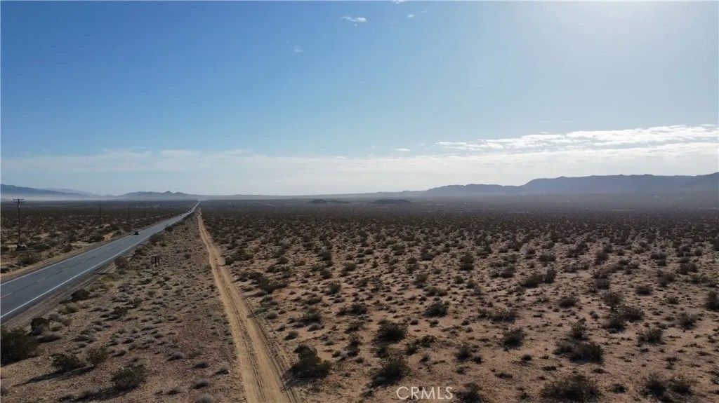Photo of 16 Old Woman Springs, Johnson Valley, CA 92356 (MLS # JT26028284)