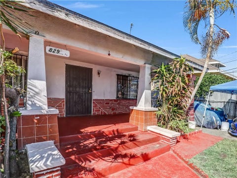 Photo of 829 S Ditman AVE, Los Angeles, CA 90023 (MLS # DW26232932)