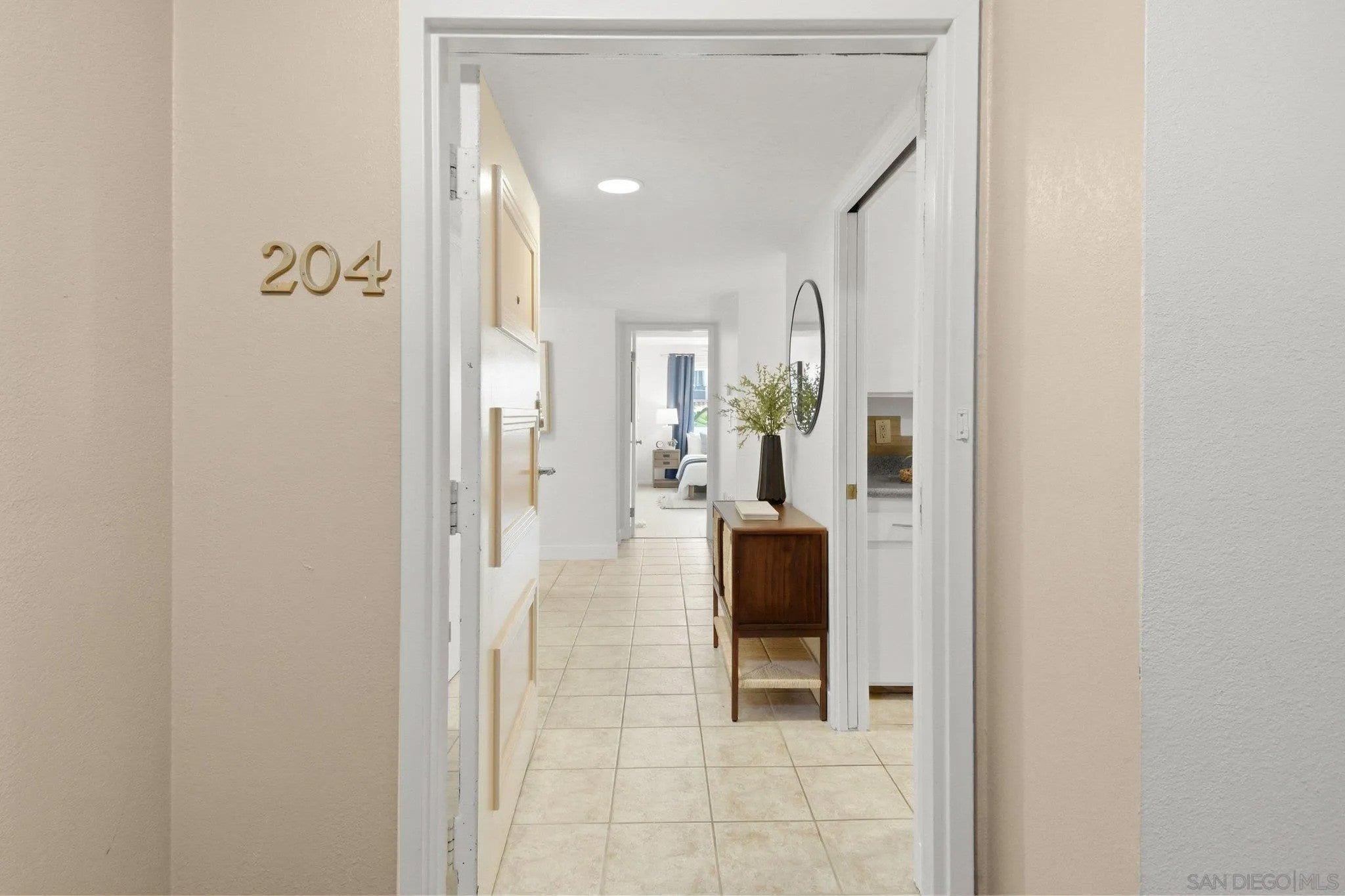 3940 Dove Street 204
