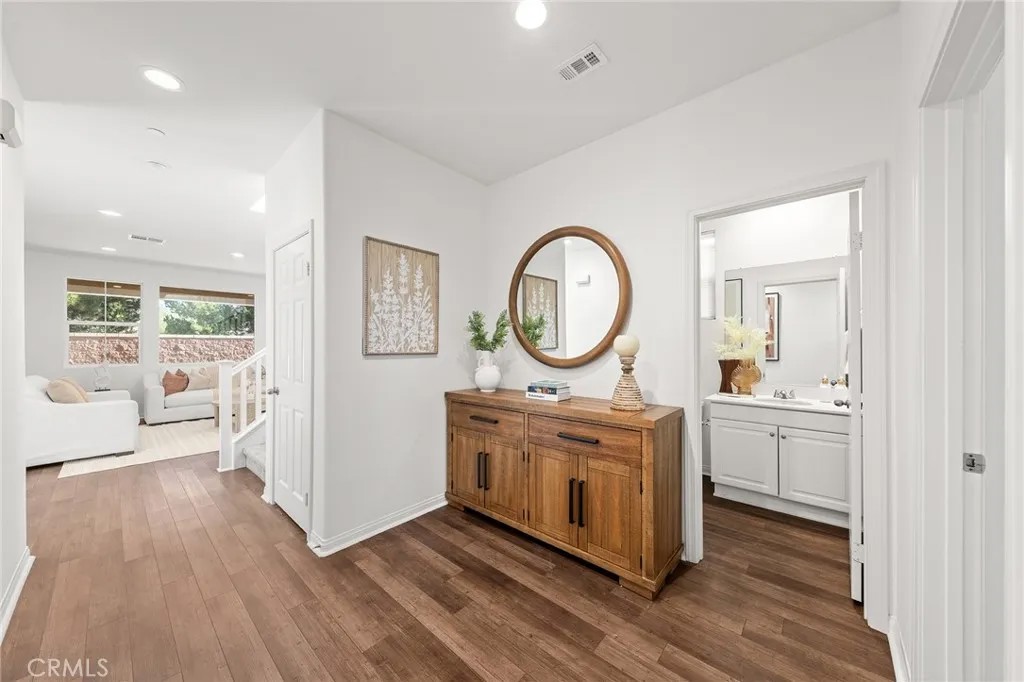 8757 Bay Laurel