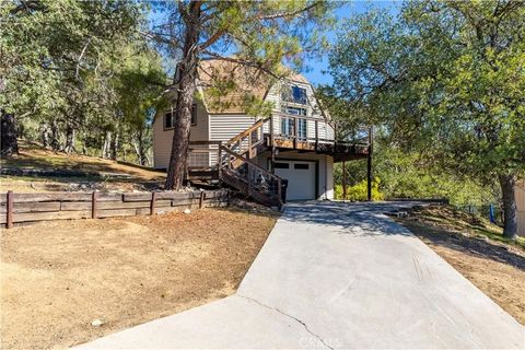 Photo of 2178 Ridge Rider Rd, Bradley, CA 93426 (MLS # NS25253611)