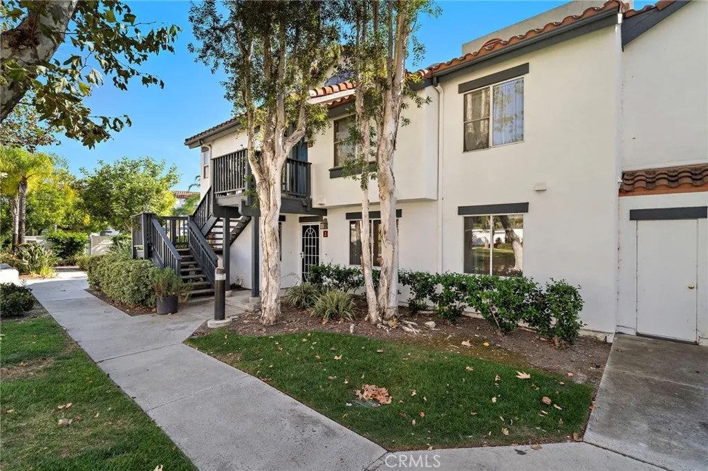 Photo of 2 Primula, Rancho Santa Margarita, CA 92688 (MLS # OC26220335)