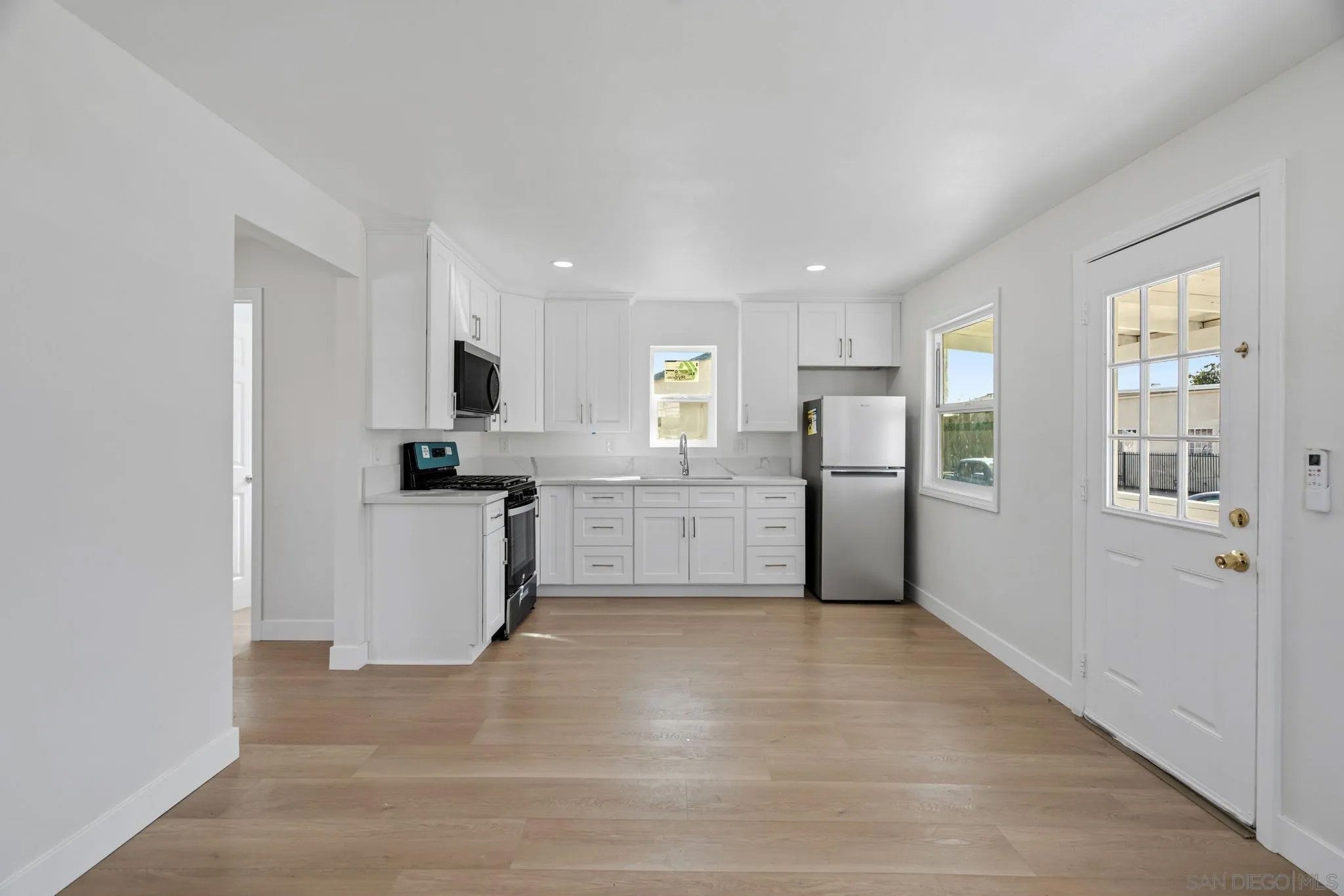 327-29 28Th St.